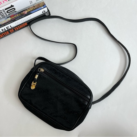 Vintage Loewe Handbag Canvas Leather Anagram Camera Bag Crossbody - Picture 2 of 16